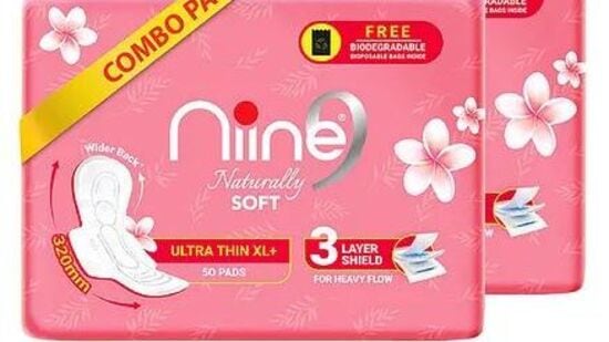 NIINE Naturally Soft Ultra Thin XL+ Sanitary Napkins: ಹೆಚ್ಚು ದಪ್ಪನೆಯ ಪ್ಯಾಡ್​ ಇದಾಗಿದ್ದು, ಲೀಕ್​ ಆಗುವ ಚಿಂತೆಯಿಲ್ಲದೆ ಇದನ್ನು ಬಳಸಬಹುದಾಗಿದೆ.&nbsp;