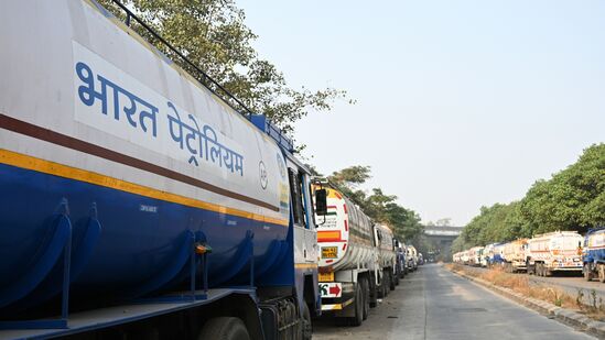 More than 400 commercial vehicles parked at Sewree area. Drivers of commercial vehicles, including trucks and tankers staged protests in several parts of the city against the new law regarding hit-and-run cases on Monday,Mumbai, India. Jan 01, 2024