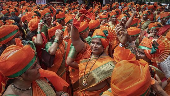 ಬಿಜೆಪಿ ಮಹಿಳಾ ಮೋರ್ಚಾ ಕಡೆಯಿಂದ  ಕಮಲ ಸಖಿಯರು, ಕಮಲ ಶಕ್ತಿ ಯೋಧರನ್ನು ಗುರುತಿಸಿ ಪಕ್ಷ ಸಂಘಟನೆ ಬಲಪಡಿಸುವ ಕೆಲಸ ನಡೆದಿದೆ. (ಸಾಂಕೇತಿಕ ಚಿತ್ರ)