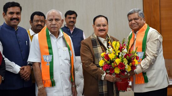 New Delhi, Jan 25 (ANI): Former Karnataka Chief Minister Jagadish Shettar rejoins the Bharatiya Janata Party (BJP) in the presence of party National President JP Nadda, former state CM B.S. Yediyurappa, and party state president Vijayendra Yediyurappa, in New Delhi on Thursday. (ANI Photo) 