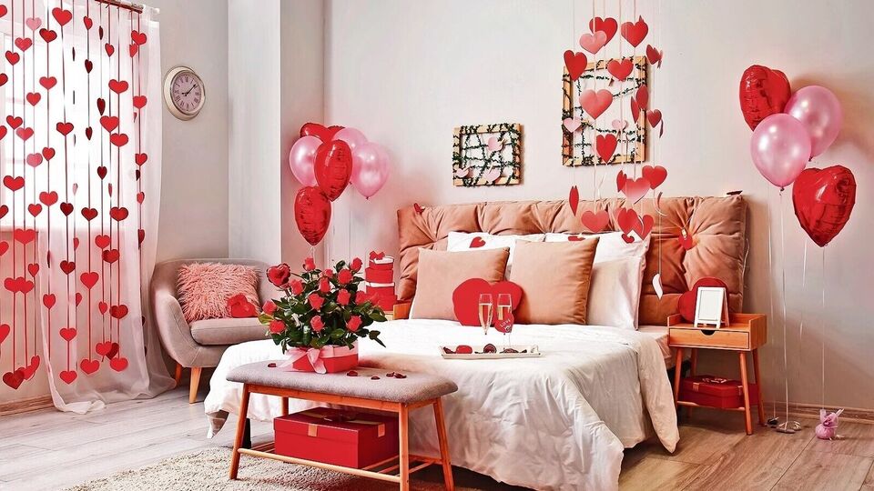 Valentines Day   Bed 1707755856599 1707755860531 