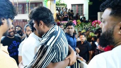 Darshan Birthday: ಹ್ಯಾಪಿ ಬರ್ತ್‌ಡೇ ಪಪ್ಪಾ, ದರ್ಶನ್‌ಗೆ ಸಿಕ್ತು ಮಗನ ಅಪ್ಪುಗೆ