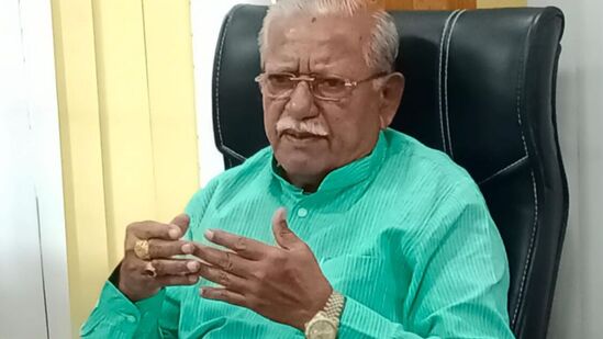 ಆಸ್ಪತ್ರೆಗೆ ದಾಖಲಾದ ಸಂಸದ ರಮೇಶ ಜಿಗಜಿಣಗಿ. ಆಸ್ಪತ್ರೆಗೆ ದಾಖಲಾದ ಸಂಸದ ರಮೇಶ ಜಿಗಜಿಣಗಿ.