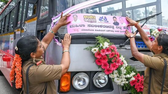 ಸಾರಿಗೆ ಬಸ್‌ಗಳಲ್ಲಿ ಮಹಿಳೆಯರು ಉಚಿತವಾಗಿ ಪಯಣಿಸುವ ಈ ಯೋಜನೆ ಕರ್ನಾಟಕದಲ್ಲಿ ಅರಂಭವಾದ ಬಳಿಕ ತೆಲಂಗಾಣ, ಹರಿಯಾಣ ಸಹಿತ ಹಲವು ರಾಜ್ಯಗಳಲ್ಲಿ ಶುರುವಾಗಿದೆ.&nbsp;