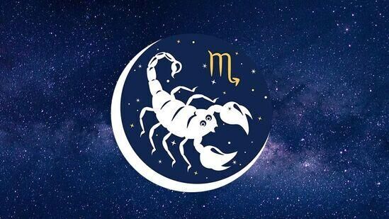 ವೃಶ್ಚಿಕ ರಾಶಿಯವರು ವಿನೋದಪ್ರಿಯರು. ನಿಮಗೆ ಹೆಚ್ಚು ಪ್ರೀತಿ ನೀಡುತ್ತಾರೆ. ಅವರು ನೀಡುವ ಗೌರವ ಮತ್ತು ಪ್ರೀತಿಯನ್ನು ಪ್ರೇಮಿಯಿಂದ ಬಯಸುತ್ತಾರೆ. ಆದರೆ, ನೀವು ಅವರನ್ನು ಲಘುವಾಗಿ ಪರಿಗಣಿಸುತ್ತಿದ್ದೀರಿ ಅಥವಾ ನೀವು ವಿಶ್ವಾಸದ್ರೋಹಿ ಎಂದು ಅವರು ಕಂಡುಕೊಂಡರೆ, ಅವರು ಸೇಡು ತೀರಿಸಿಕೊಳ್ಳಲು ಹಿಂಜರಿಯುವುದಿಲ್ಲ. ವೃಶ್ಚಿಕ ರಾಶಿಯವರು ವಿನೋದಪ್ರಿಯರು. ನಿಮಗೆ ಹೆಚ್ಚು ಪ್ರೀತಿ ನೀಡುತ್ತಾರೆ. ಅವರು ನೀಡುವ ಗೌರವ ಮತ್ತು ಪ್ರೀತಿಯನ್ನು ಪ್ರೇಮಿಯಿಂದ ಬಯಸುತ್ತಾರೆ. ಆದರೆ, ನೀವು ಅವರನ್ನು ಲಘುವಾಗಿ ಪರಿಗಣಿಸುತ್ತಿದ್ದೀರಿ ಅಥವಾ ನೀವು ವಿಶ್ವಾಸದ್ರೋಹಿ ಎಂದು ಅವರು ಕಂಡುಕೊಂಡರೆ, ಅವರು ಸೇಡು ತೀರಿಸಿಕೊಳ್ಳಲು ಹಿಂಜರಿಯುವುದಿಲ್ಲ.