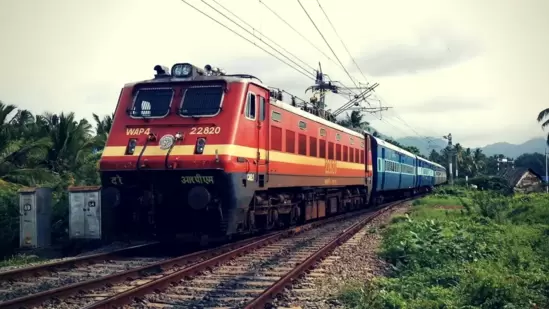 ಮೈಸೂರು  ಕಾರವಾರ ಮೈಸೂರು ನಡುವೆ 2 ಟ್ರಿಪ್‌ ಬೇಸಿಗೆ ವಿಶೇಷ ರೈಲು ಸಂಚಾರ ಇಂದಿನಿಂದ (ಸಾಂಕೇತಿಕ ಚಿತ್ರ)