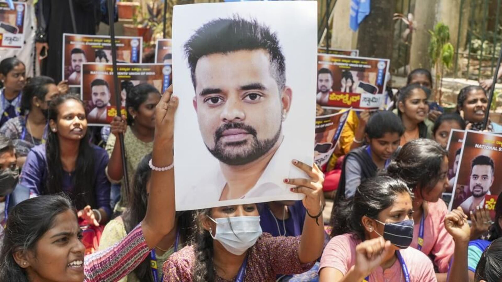 Prajwal Revanna: ಮೇ 31ಕ್ಕೆ ಪ್ರಜ್ವಲ್ ರೇವಣ್ಣ ಜರ್ಮನಿಯಿಂದ ಬೆಂಗಳೂರಿಗೆ ಆಗಮನ; ಈವರೆಗೆ ತಿಳಿಯಬೇಕಾದ 5 ವಿಷಯಗಳಿವು