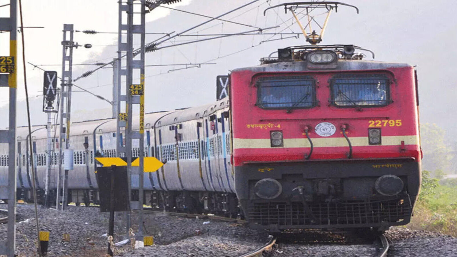 Indian Railways: ಮೈಸೂರು ಮುಜಾಫರ್‌ನಗರ ವಿಶೇಷ ರೈಲು ಮುಂದುವರಿಕೆ, ಯಲಹಂಕ ಬೇಸಿಗೆ ರೈಲು ಸಂಚಾರ ರದ್ದು