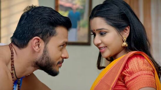 ಕಲರ್ಸ್ ಕನ್ನಡದಲ್ಲಿ ಪ್ರಸಾರವಾಗುವ ರಾಮಾಚಾರಿ ಸೀರಿಯಲ್ ಈ ವಾರ ಎಂಟನೇ ಸ್ಥಾನದಲ್ಲಿದೆ. ಕಲರ್ಸ್ ಕನ್ನಡದಲ್ಲಿ ಪ್ರಸಾರವಾಗುವ ರಾಮಾಚಾರಿ ಸೀರಿಯಲ್ ಈ ವಾರ ಎಂಟನೇ ಸ್ಥಾನದಲ್ಲಿದೆ. 