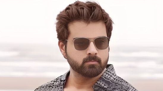 ಗರ್ಭಿಣಿ ಪತ್ನಿ ಬಿಟ್ಟು ಇನ್ನೊಬ್ಬಳ ಜತೆ ನಿಶ್ಚಿತಾರ್ಥ; ಸನ್ನಿ ಮಹಿಪಾಲ್ ಹಲ್ಲೆಯಿಂದ ಪತ್ನಿಗೆ ಗರ್ಭಪಾತ, ಕನ್ನಡ ನಟನ ಕ್ರೈಮ್ ಸ್ಟೋರಿ ಗರ್ಭಿಣಿ ಪತ್ನಿ ಬಿಟ್ಟು ಇನ್ನೊಬ್ಬಳ ಜತೆ ನಿಶ್ಚಿತಾರ್ಥ; ಸನ್ನಿ ಮಹಿಪಾಲ್ ಹಲ್ಲೆಯಿಂದ ಪತ್ನಿಗೆ ಗರ್ಭಪಾತ, ಕನ್ನಡ ನಟನ ಕ್ರೈಮ್ ಸ್ಟೋರಿ