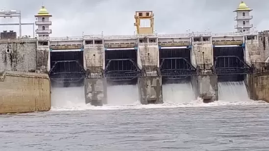 Kabini Dam ಕೇರಳದಲ್ಲಿ ಮಳೆ ಕಡಿಮೆಯಾಗಿ ಕಬಿನಿ ಜಲಾಶಯದ ಹೊರಹರಿವನ್ನು ಕಡಿಮೆ ಮಾಡಲಾಗಿದೆ.