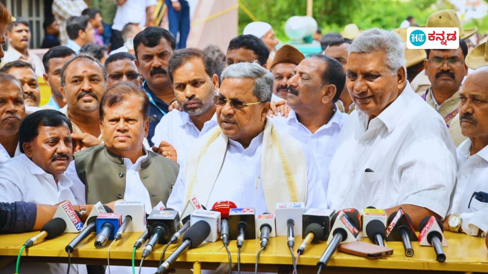 ಆತಂಕದಲ್ಲೀದ್ದೀರಂತೆ ಹೌದಾ? ಯಾರೆಳಿದ್ದು ಎಂದ CM; ಮೂಡಾ ಮಾಜಿ ಆಯುಕ್ತ ಸಸ್ಪೆಂಡ್ ಬಗ್ಗೆ ಹೇಳಿಕೆ ಬದಲಿಸಿದ ಸಿದ್ದರಾಮಯ್ಯ