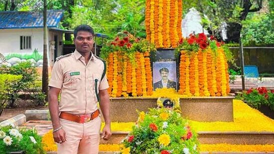 ಹಾವೇರಿ ಜಿಲ್ಲೆಯಲ್ಲೂ ಅರಣ್ಯ ಹುತಾತ್ಮರಿಗೆ ಅಲ್ಲಿನ ಅಧಿಕಾರಿಗಳು ಹಾಗೂ ಸಿಬ್ಬಂದಿ ನಮನ ಸಲ್ಲಿಸಿದರು.