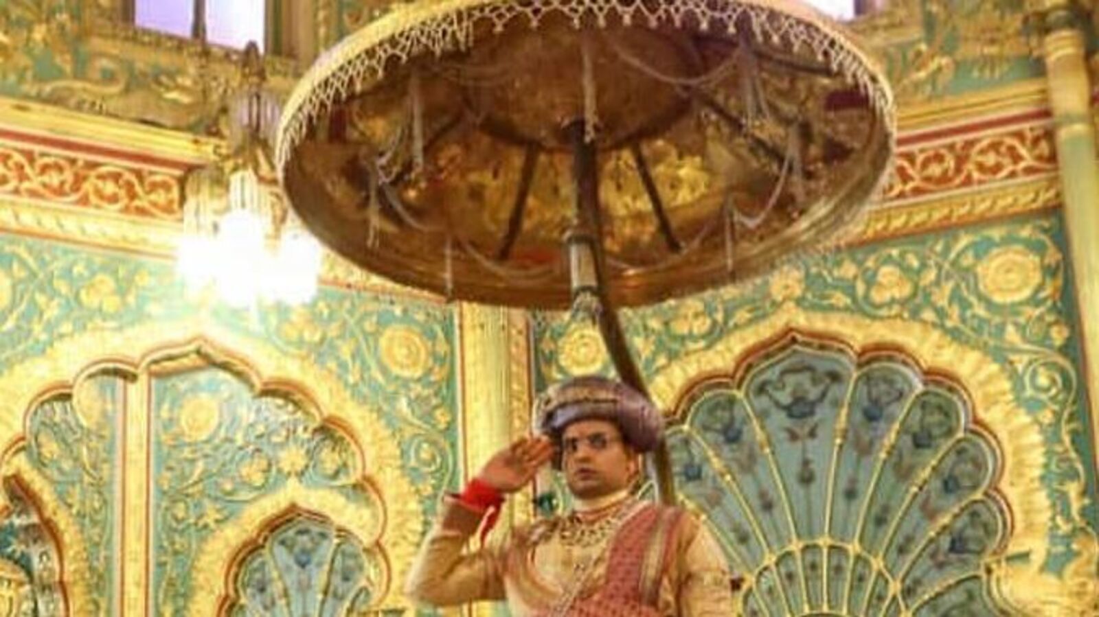 ಯದುವೀರ್‌ಗೆ ಸಂಸದರಾದ ಬಳಿಕ ಮೊದಲ ಖಾಸಗಿ ದರ್ಬಾರ್‌, ಹತ್ತು ದಿನ ಹೊರಗೆ ಬರೋಲ್ಲ ಮೈಸೂರು- ಕೊಡಗು ಸಂಸದರು, ಹೇಗಿರಲಿದೆ ದರ್ಬಾರ್‌ ವೈಭವ