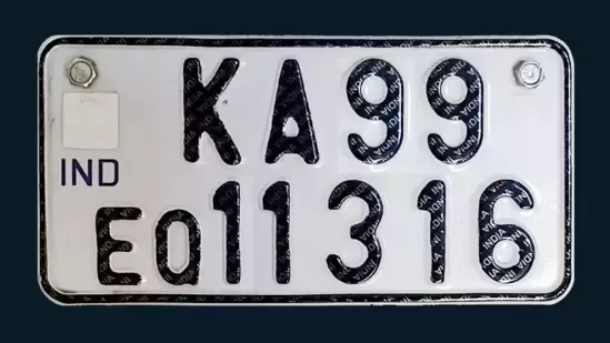 ವಾಹನಗಳಿಗೆ ಎಚ್‌ಎಸ್‌ಆರ್‌ ಪಿ ನಂಬರ್‌ ಪ್ಲೇಟ್‌ ಅಳವಡಿಸುವ ಗಡುವು ಮತ್ತೆ ಮುಂದೆ ಹೋಗಿದೆ.