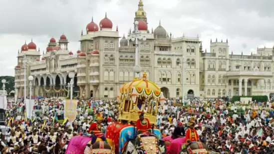 ಮೈಸೂರು ದಸರಾ ದಿನ ಹತ್ತಿರವಾಗುತ್ತಿದ್ದರೂ ವೆಬ್‌ಸೈಟ್‌ ಗೆ ಚಾಲನೆ ನೀಡಿಯೇ ಇಲ್ಲ.