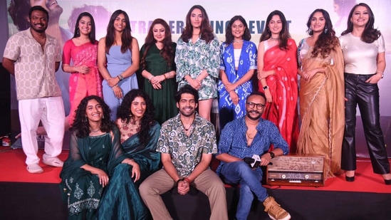 ಮರ್ಫಿ ಟ್ರೇಲರ್ ರಿಲೀಸ್; ಪ್ರಿಯಾಂಕಾ ಉಪೇಂದ್ರ, ಖುಷಿ ರವಿ ಸೇರಿದಂತೆ ಪ್ರಭು ಮುಂಡ್ಕೂರ್ ಸಿನಿಮಾಗೆ ಸಾಥ್ ಕೊಟ್ಟ ನವ ನಟಿಯರು ಮರ್ಫಿ ಟ್ರೇಲರ್ ರಿಲೀಸ್; ಪ್ರಿಯಾಂಕಾ ಉಪೇಂದ್ರ, ಖುಷಿ ರವಿ ಸೇರಿದಂತೆ ಪ್ರಭು ಮುಂಡ್ಕೂರ್ ಸಿನಿಮಾಗೆ ಸಾಥ್ ಕೊಟ್ಟ ನವ ನಟಿಯರು
