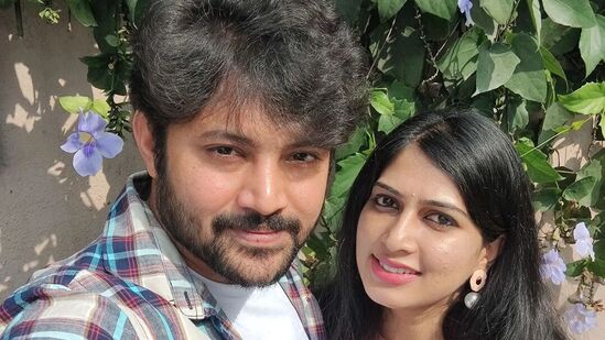 ಟಿ.ಎಸ್ ನಾಗಾಭರಣ ಅವರ ಮಗಳು ಜಾನಕಿ, ಮತ್ತೆ ಮಾಯಾಮೃಗದಲ್ಲಿ ನಟಿಸಿದ್ದಾರೆ. ಸುಬ್ಬಲಕ್ಷ್ಮೀ ಸಂಸಾರದಲ್ಲಿಯೂ ಬಣ್ಣ ಹಚ್ಚಿದ್ದರು. ಟಿ.ಎಸ್ ನಾಗಾಭರಣ ಅವರ ಮಗಳು ಜಾನಕಿ, ಮತ್ತೆ ಮಾಯಾಮೃಗದಲ್ಲಿ ನಟಿಸಿದ್ದಾರೆ. ಸುಬ್ಬಲಕ್ಷ್ಮೀ ಸಂಸಾರದಲ್ಲಿಯೂ ಬಣ್ಣ ಹಚ್ಚಿದ್ದರು. 