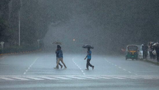 ಬೆಂಗಳೂರು ಹವಾಮಾನ ವರದಿ (PTI Photo)(PTI10_19_2024_000364A)