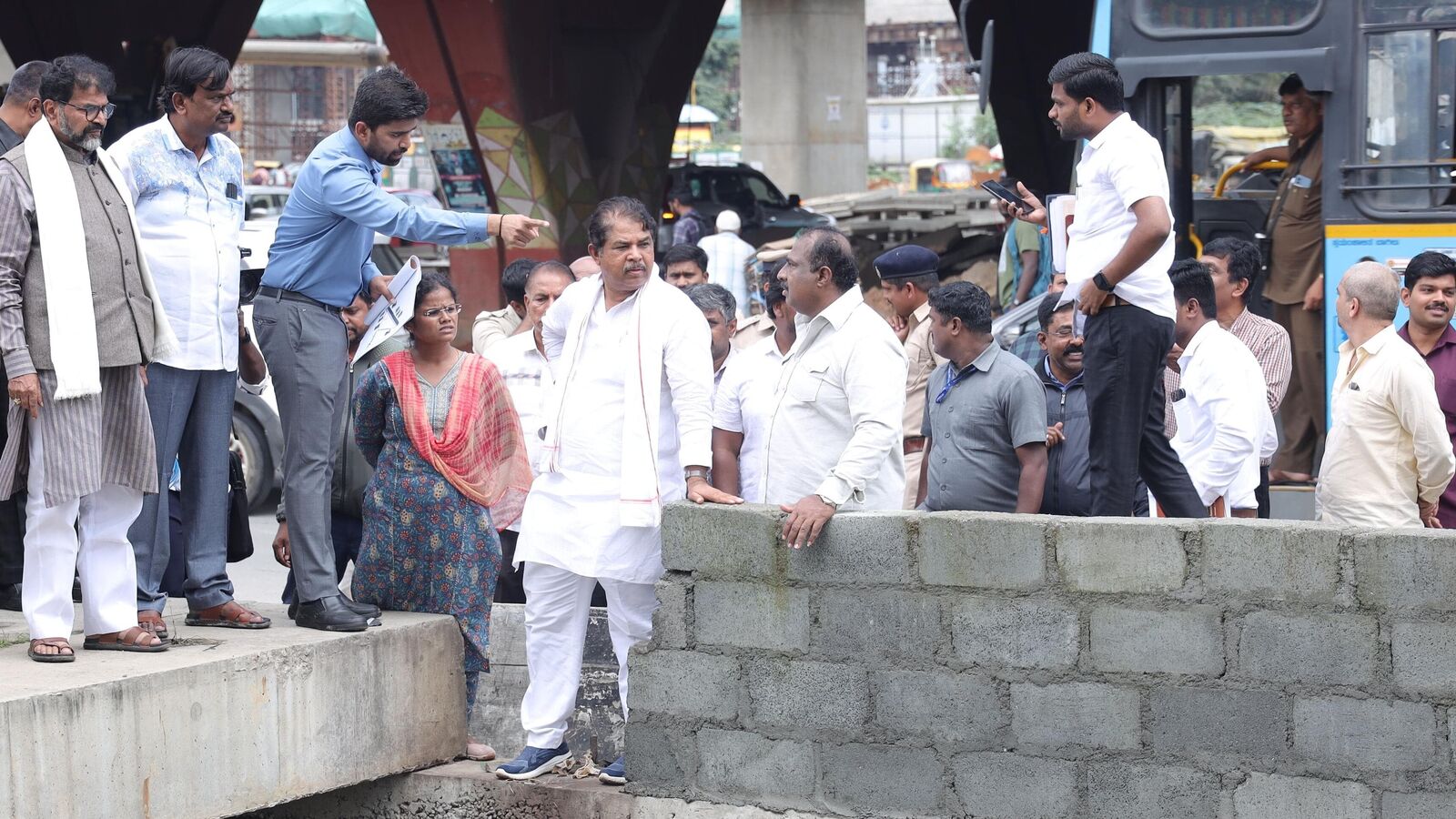 Karnataka Rains:ಕುಂಭಕರ್ಣರಂತೆ ನಿದ್ದೆ ಮಾಡುವುದನ್ನು ಬಿಟ್ಟು ಪ್ರವಾಹ ಹಾನಿ ಸಭೆ ನಡೆಸಿ; 5000 ಕೋಟಿ ಪರಿಹಾರ ಬಿಡುಗಡೆ ಮಾಡಿ: ಆರ್‌.ಅಶೋಕ