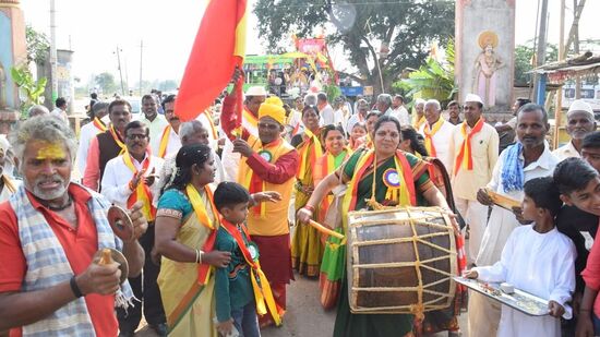 ಮಂಡ್ಯದಲ್ಲಿ ನಡೆಯುವ ಸಾಹಿತ್ಯ ಸಮ್ಮೇಳನದ ಮೆರವಣಿಗೆ ಖರ್ಚಿನ ಪಟ್ಟಿ ಸಿದ್ದವಾಗಿದೆ.