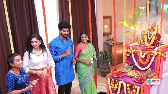 ವೈಷ್ಣವ್ ಮನೆಯಲ್ಲಿ ಹಬ್ಬದ ವಾತಾವರಣ ವೈಷ್ಣವ್ ಮನೆಯಲ್ಲಿ ಹಬ್ಬದ ವಾತಾವರಣ