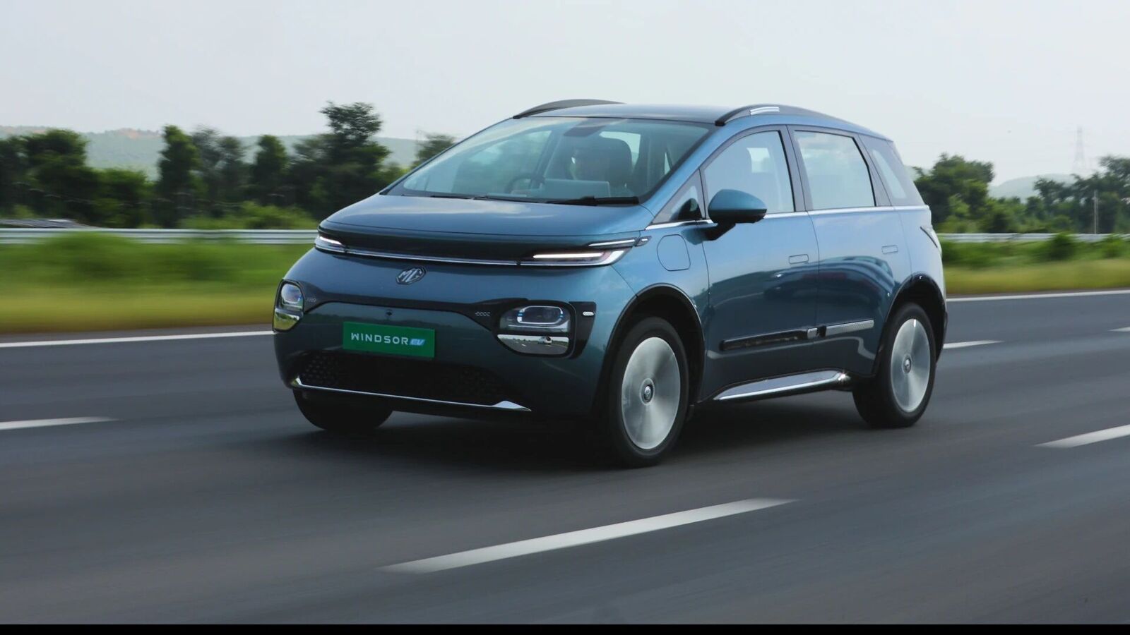 ಅಕ್ಟೋಬರ್‌ನಲ್ಲಿ ಭಾರತದಲ್ಲಿ ಹೆಚ್ಚು ಮಾರಾಟವಾದ ಇವಿ ಯಾವುದು ಗೊತ್ತೆ; ಟಾಟಾ ನೆಕ್ಸಾನ್, ಮಹೀಂದ್ರ XUVಗಿಂತ ಹೆಚ್ಚು ಸೇಲ್