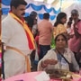 ಬೆಂಗಳೂರಿನಲ್ಲಿ ಮುದ್ದೆ, ನಾಟಿಕೋಳಿ ಉಣ್ನುವ ಸ್ಪರ್ಧೆಯಲ್ಲಿ ಬಹುಮಾನ ಗೆದ್ದ ದಾವಣಗೆರೆ ಯೋಗೇಶ್, ಬೆಂಗಳೂರು ಸೌಮ್ಯ. ಬೆಂಗಳೂರಿನಲ್ಲಿ ಮುದ್ದೆ, ನಾಟಿಕೋಳಿ ಉಣ್ನುವ ಸ್ಪರ್ಧೆಯಲ್ಲಿ ಬಹುಮಾನ ಗೆದ್ದ ದಾವಣಗೆರೆ ಯೋಗೇಶ್, ಬೆಂಗಳೂರು ಸೌಮ್ಯ.