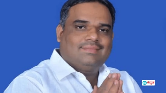 ಕೃಷಿಯಲ್ಲಿಯೇ ನನಗೆ ಸುಖ. ಹೊಸದಲ್ಲಿ ನಡೆಯುವುದು, ಜನರ ಮತ್ತು ದನಕರುಗಳ ಒಡನಾಟವೇ ನನಗೆ ನೆಮ್ಮದಿ ಎಂದು ಪಠಾಣ್ ಪದೇಪದೆ ಹೇಳುತ್ತಿರುತ್ತಾರೆ. ಕೃಷಿಯಲ್ಲಿಯೇ ನನಗೆ ಸುಖ. ಹೊಸದಲ್ಲಿ ನಡೆಯುವುದು, ಜನರ ಮತ್ತು ದನಕರುಗಳ ಒಡನಾಟವೇ ನನಗೆ ನೆಮ್ಮದಿ ಎಂದು ಪಠಾಣ್ ಪದೇಪದೆ ಹೇಳುತ್ತಿರುತ್ತಾರೆ. 