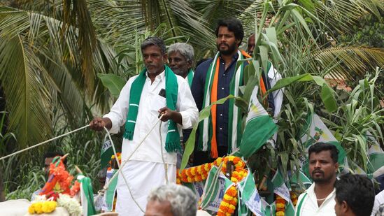 ಚುನಾವಣೆಯಲ್ಲಿ ಸೋಲಾಗಿದ್ದರೂ ರಾಜಕೀಯದಿಂದ ದೂರ ಸರಿಯುವ ಪ್ರಶ್ನೆಯೇ ಇಲ್ಲ. ನಾನು ರಾಮನಗರ ಜಿಲ್ಲೆ, ಚನ್ನಪಟ್ಟಣ ಕ್ಷೇತ್ರದ ಜತೆಗೆ ಜೆಡಿಎಸ್‌ ಸಂಘಟನೆಯಲ್ಲಿ ತೊಡಗಿಸಿಕೊಳ್ಳುವೆ ಎಂದಿದ್ಧಾರೆ ನಿಖಿಲ್‌ ಕುಮಾರಸ್ವಾಮಿ.