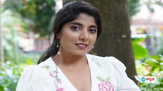 ನಮ್ಮವರು ಹೇಗಾಗಿದ್ದಾರೆ ಎಂದರೆ ಯಾರು ಅಥ್ಲೇಟಿಕ್ಸ್‌ನಲ್ಲಿ ಯಾವ ಪ್ರಶಸ್ತಿ ಗೆದ್ದರು ಎಂದು ಪ್ರಶ್ನೆ ಮಾಡಿದರೆ ಉತ್ತರ ಹೇಳಲು ಬರೋದಿಲ್ಲ. ಆದ್ರೆ ಯಾರು ಬಿಗ್‌ ಬಾಸ್‌ಗೆ ಹೋದ್ರು ಅಂತ ಕೇಳಿದರೆ ಉತ್ತರಿಸುತ್ತಾರೆ ಎಂದಿದ್ದಾರೆ.&nbsp;