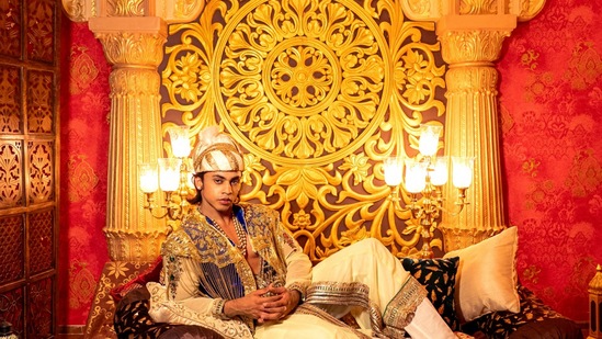 ಸದಾ ಹಾಡಿಗೆ ತಕ್ಕಂತೆ ಹೆಜ್ಜೆ ಹಾಕಿ, ಕಿರುತೆರೆ ನಟಿಯರ ಜೊತೆ ಡಾನ್ಸ್‌ ಮಾಡಿ ವಿಡಿಯೋ ಪೋಸ್ಟ್‌ ಮಾಡುತ್ತಿದ್ದ ಕಿಶನ್ ಇದೀಗ ಸಿಂಗಲ್ ಫೋಟೋ ಶೇರ್ ಮಾಡಿಕೊಂಡಿದ್ದಾರೆ.&nbsp;