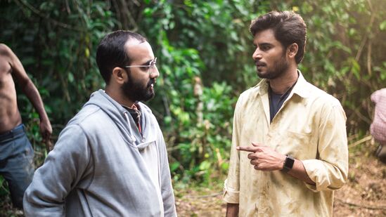 ಕರ್ನಾಟಕದ ಪ್ರೇಕ್ಷಣೀಯ ಹಾಗೂ ಯಾರೂ ಕಂಡಿರದ ಸುಂದರ ತಾಣಗಳಲ್ಲಿ ನೋಡಿದವರು ಏನಂತಾರೆ ಸಿನಿಮಾ ಚಿತ್ರೀಕರಣಗೊಂಡಿದೆ. ಆಶ್ವಿನ್ ಕೆನೆಡಿ ಛಾಯಾಗ್ರಾಹಕರಾಗಿ ಆಕರ್ಷಕ ದೃಶ್ಯಗಳ ಮೂಲಕ ಕಥೆಯನ್ನು ಜೀವಂತವಾಗಿಸಿದ್ದಾರೆ. ಕರ್ನಾಟಕದ ಪ್ರೇಕ್ಷಣೀಯ ಹಾಗೂ ಯಾರೂ ಕಂಡಿರದ ಸುಂದರ ತಾಣಗಳಲ್ಲಿ ನೋಡಿದವರು ಏನಂತಾರೆ ಸಿನಿಮಾ ಚಿತ್ರೀಕರಣಗೊಂಡಿದೆ. ಆಶ್ವಿನ್ ಕೆನೆಡಿ ಛಾಯಾಗ್ರಾಹಕರಾಗಿ ಆಕರ್ಷಕ ದೃಶ್ಯಗಳ ಮೂಲಕ ಕಥೆಯನ್ನು ಜೀವಂತವಾಗಿಸಿದ್ದಾರೆ. 