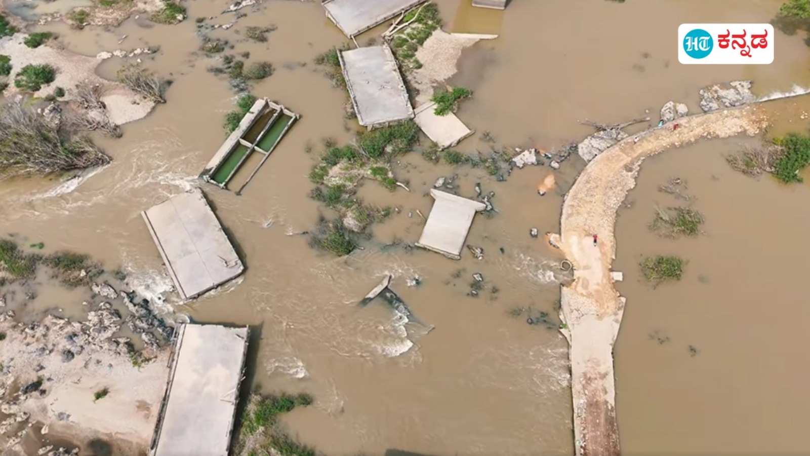 Karnataka News Live December 14, 2024 : ಉತ್ತರ ಕನ್ನಡ ಗಂಗಾವಳಿ ನದಿ ಸೇತುವೆ ಕುಸಿದು 3 ವರ್ಷ ಕಳೆದರೂ ದುರಸ್ತಿ ಮಾತ್ರ ನಿಧಾನ, ಜನ ಹೈರಾಣ; ಹೇಗಿದೆ ಸದ್ಯದ ಸ್ಥಿತಿ ವೀಡಿಯೋ ನೋಡಿ