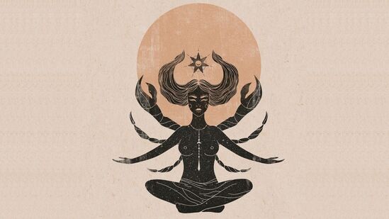 ಕಟಕ ರಾಶಿ: ನಿಮ್ಮ ಫಿಟ್ನೆಸ್ ಬಗ್ಗೆ ಗಮನ ಕೊಡಿ. ಹೂಡಿಕೆ ನಿರ್ಧಾರಗಳನ್ನು ಬುದ್ಧಿವಂತಿಕೆಯಿಂದ ತೆಗೆದುಕೊಳ್ಳಿ. ಆಹ್ಲಾದಕರ ಪ್ರಯಾಣದ ಸಾಧ್ಯತೆಗಳಿವೆ. ಕೆಟ್ಟ ಮನಸ್ಥಿತಿಯಿಂದಾಗಿ ಕುಟುಂಬ ಜೀವನದಲ್ಲಿ ಸಮಸ್ಯೆಗಳು ಉಂಟಾಗಬಹುದು. ಅವಿವಾಹಿತರು ಆಸಕ್ತಿದಾಯಕ ವ್ಯಕ್ತಿಯನ್ನು ಭೇಟಿಯಾಗಬಹುದು. ಕಟಕ ರಾಶಿ: ನಿಮ್ಮ ಫಿಟ್ನೆಸ್ ಬಗ್ಗೆ ಗಮನ ಕೊಡಿ. ಹೂಡಿಕೆ ನಿರ್ಧಾರಗಳನ್ನು ಬುದ್ಧಿವಂತಿಕೆಯಿಂದ ತೆಗೆದುಕೊಳ್ಳಿ. ಆಹ್ಲಾದಕರ ಪ್ರಯಾಣದ ಸಾಧ್ಯತೆಗಳಿವೆ. ಕೆಟ್ಟ ಮನಸ್ಥಿತಿಯಿಂದಾಗಿ ಕುಟುಂಬ ಜೀವನದಲ್ಲಿ ಸಮಸ್ಯೆಗಳು ಉಂಟಾಗಬಹುದು. ಅವಿವಾಹಿತರು ಆಸಕ್ತಿದಾಯಕ ವ್ಯಕ್ತಿಯನ್ನು ಭೇಟಿಯಾಗಬಹುದು.