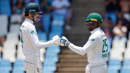 ದಕ್ಷಿಣ ಆಫ್ರಿಕಾ ವಿಶ್ವ ಟೆಸ್ಟ್ ಚಾಂಪಿಯನ್‌ಶಿಪ್‌ ಫೈನಲ್‌ಗೆ ಅರ್ಹತೆ ಪಡೆಯುವುದರೊಂದಿಗೆ ಟೀಮ್ ಇಂಡಿಯಾದ ಮೇಲೆ ಒತ್ತಡ ಹೆಚ್ಚಾಗಿದೆ. ಇತ್ತ ಆಸೀಶ್‌ ವಿರುದ್ಧದ ನಾಲ್ಕನೇ ಟೆಸ್ಟ್‌ ಸೋತ ಟೀಮ್‌ ಇಂಡಿಯಾ ಸಂಕಷ್ಟಕ್ಕೆ ಸಿಲುಕಿದೆ.