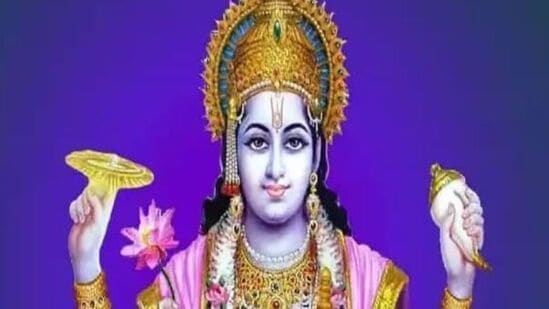 ಓಂ ನಮೋ ಭಗವತೇ ವಾಸುದೇವಾಯ ಮಂತ್ರವನ್ನು ಪಠಿಸುವುದರಿಂದ ಜೀವನದ ಎಲ್ಲಾ ನಕಾರಾತ್ಮಕ ಶಕ್ತಿಗಳು ದೂರವಾಗುತ್ತವೆ ಮತ್ತು ಸುತ್ತಲೂ ಧನಾತ್ಮಕ ಶಕ್ತಿಯನ್ನು ಆಕರ್ಷಿಸುತ್ತದೆ ಎಂದು ನಂಬಲಾಗಿದೆ. ಜೀವನದಲ್ಲಿ ಒಳ್ಳೆಯ ಫಲ ಪ್ರಾಪ್ತಿಯಾಗುತ್ತದೆ. ಓಂ ನಮೋ ಭಗವತೇ ವಾಸುದೇವಾಯ ಮಂತ್ರವನ್ನು ಪಠಿಸುವುದರಿಂದ ಜೀವನದ ಎಲ್ಲಾ ನಕಾರಾತ್ಮಕ ಶಕ್ತಿಗಳು ದೂರವಾಗುತ್ತವೆ ಮತ್ತು ಸುತ್ತಲೂ ಧನಾತ್ಮಕ ಶಕ್ತಿಯನ್ನು ಆಕರ್ಷಿಸುತ್ತದೆ ಎಂದು ನಂಬಲಾಗಿದೆ. ಜೀವನದಲ್ಲಿ ಒಳ್ಳೆಯ ಫಲ ಪ್ರಾಪ್ತಿಯಾಗುತ್ತದೆ.