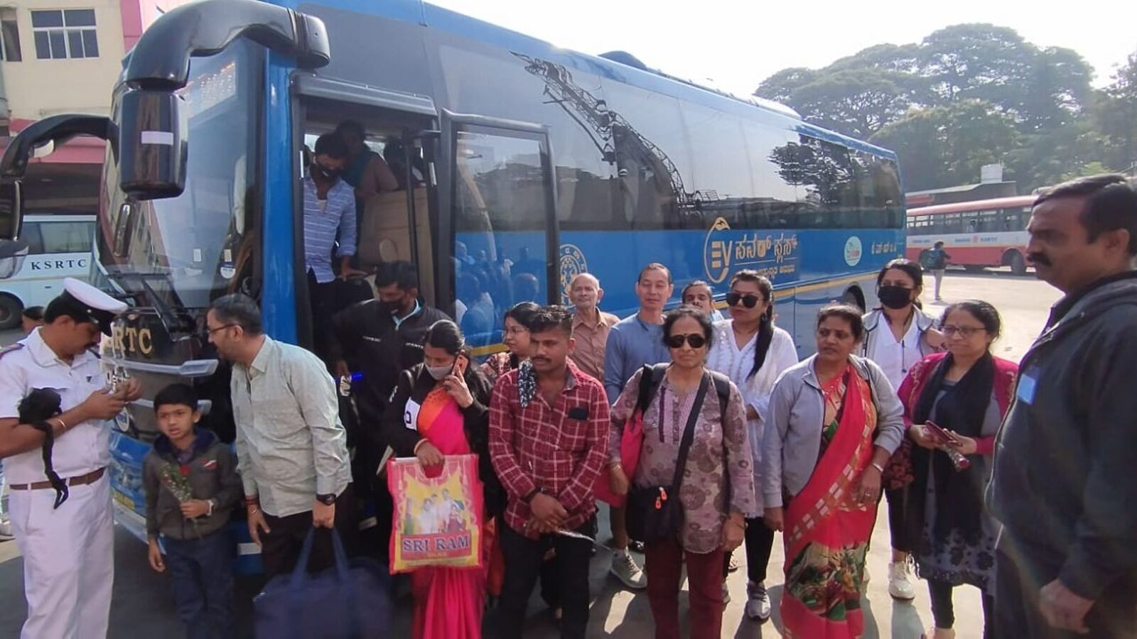 ಕೆಎಸ್‌ಆರ್‌ಟಿಸಿ, ಬಿಎಂಟಿಸಿ ಸಾರಿಗೆ ಬಸ್‌ ಪ್ರಯಾಣ ದರ ಶೇ. 15ರಷ್ಟು ಏರಿಕೆ: ಸಚಿವ ಸಂಪುಟ ಒಪ್ಪಿಗೆ; ಯಾವಾಗಿನಿಂದ ಜಾರಿ?