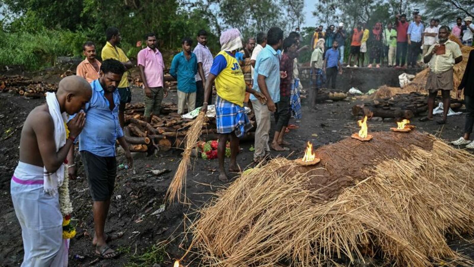 ತಮಿಳುನಾಡಿನಲ್ಲಿ ಜನನಕ್ಕಿಂತ ಮರಣವೇ ಹೆಚ್ಚು; ಆಲ್ಕೋಹಾಲ್‌, ಚಕ್ರಬಡ್ಡಿ ಸಾಲದಿಂದ ಮರಣ ಮೃದಂಗ