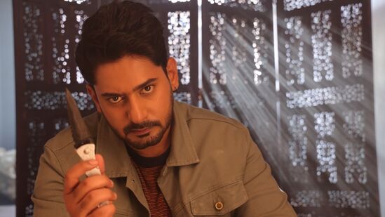 ವಿಭಿನ್ನ ಕಂಟೆಂಟ್ ಹೊಂದಿರುವ ಈ ಚಿತ್ರ ಈಗಾಗಲೇ ಟೀಸರ್ ಹಾಗೂ ಹಾಡುಗಳ ಮೂಲಕ ಜನರ ಮನಸ್ಸಿಗೆ ಹತ್ತಿರವಾಗಿದೆ. ಚೆರಿ ಕ್ರಿಯೇಷನ್ಸ್ ಬ್ಯಾನರ್‌ನಲ್ಲಿ ಪಾರ್ಥು ನಿರ್ಮಿಸಿರುವ ಈ ಚಿತ್ರವನ್ನು ಹರಿಪ್ರಸಾದ್ ಜಕ್ಕ ನಿರ್ದೇಶಿಸಿದ್ದಾರೆ.&nbsp;