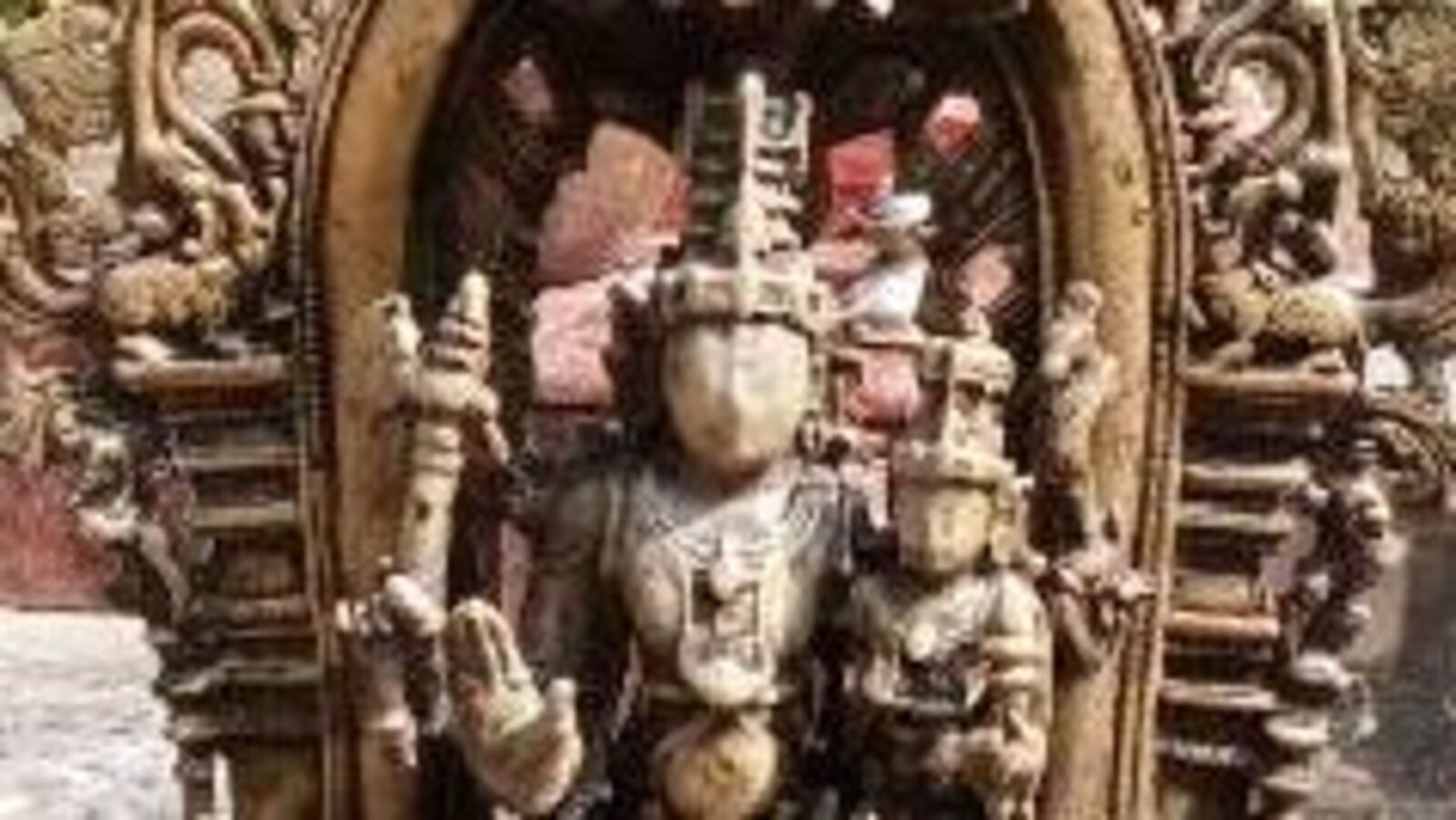 Udupi Temple: ಉಡುಪಿ ಜಿಲ್ಲೆಯ ಕುಂದಾಪುರದ ತೆಗ್ಗುಂಜೆಯಲ್ಲಿ 17ನೇ ಶತಮಾನದ ಅಪೂರ್ವ ಉಮಾಮಹೇಶ್ವರ ಶಿಲ್ಪ ಪತ್ತೆ