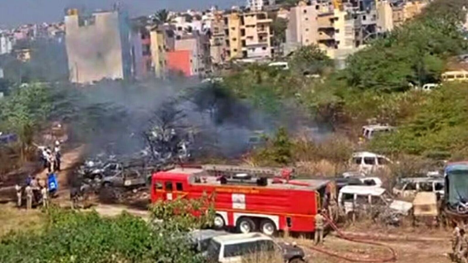 ಬೆಂಗಳೂರಿನಲ್ಲಿ ಮತ್ತೊಂದು ಅಗ್ನಿ ದುರಂತ; ಜಕ್ಕರಾಯನಕೆರೆ ಮೈದಾನದಲ್ಲಿ ನಿಲ್ಲಿಸಿದ್ದ 150ಕ್ಕೂ ಹೆಚ್ಚು ವಾಹನಗಳು ಸುಟ್ಟು ಭಸ್ಮ
