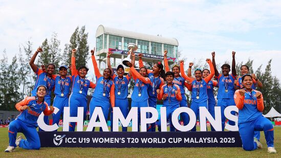 ಪಂದ್ಯದಲ್ಲಿ ಮೊದಲು ಬ್ಯಾಟಿಂಗ್‌ ಮಾಡಿದ ದಕ್ಷಿಣ ಆಫ್ರಿಕಾ, 82 ರನ್‌ಗಳಿಗೆ ಆಲೌಟ್‌ ಆಯ್ತು. ಇದಕ್ಕೆ ಪ್ರತಿಯಾಗಿ ಸುಲಭ ಚೇಸಿಂಗ್‌ ನಡೆಸಿದ ಭಾರತ ತಂಡ, ಕೇವಲ 11.2 ಓವರ್‌ಗಳಲ್ಲೇ 1 ವಿಕೆಟ್‌ ಮಾತ್ರ ಕಳೆದುಕೊಂಡು 84 ರನ್‌ ಗಳಿಸಿ ಗುರಿ ತಲುಪಿತು.
