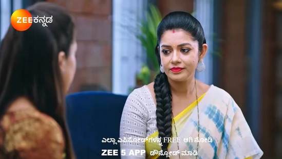 ಈಕೆ ಗೌತಮ್ ಮತ್ತು ಅವರ ತಾಯಿಯ ಸಂಬಂಧದ ಬಗ್ಗೆ ಮಾತನಾಡುತ್ತಾರೆ. "ನಾವು ಅಮ್ಮನ ರಕ್ತ ಹಂಚಿಕೊಂಡು ಹುಟ್ಟಿರುತ್ತೇವೆ. ಅಮ್ಮ ನಮ್ಮ ರಕ್ತದಲ್ಲಿಯೇ ಬೆರೆತು ಇರ್ತಾಳೆ" ಎಂದು ಸುಧಾ ಹೇಳುತ್ತಾರೆ. ಈಕೆ ಗೌತಮ್ ಮತ್ತು ಅವರ ತಾಯಿಯ ಸಂಬಂಧದ ಬಗ್ಗೆ ಮಾತನಾಡುತ್ತಾರೆ. "ನಾವು ಅಮ್ಮನ ರಕ್ತ ಹಂಚಿಕೊಂಡು ಹುಟ್ಟಿರುತ್ತೇವೆ. ಅಮ್ಮ ನಮ್ಮ ರಕ್ತದಲ್ಲಿಯೇ ಬೆರೆತು ಇರ್ತಾಳೆ" ಎಂದು ಸುಧಾ ಹೇಳುತ್ತಾರೆ.