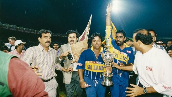 ಪ್ರಸ್ತುತ ಇಂಗ್ಲೆಂಡ್ ವಿರುದ್ಧ ಟಿ20ಐ, ಏಕದಿನ ಸರಣಿ ಗೆದ್ದಿದ್ದರೂ ಅದಕ್ಕೂ ಮುನ್ನ ಸಾಲು ಸಾಲು ಸೋಲು ಕಂಡಿತ್ತು. ಬಾರ್ಡರ್ ಗವಾಸ್ಕರ್ ಟ್ರೋಫಿ, ನ್ಯೂಜಿಲೆಂಡ್ ವಿರುದ್ಧ ಟೆಸ್ಟ್ ಸರಣಿ, ಶ್ರೀಲಂಕಾ ವಿರುದ್ಧ ಏಕದಿನ ಸರಣಿಯನ್ನು ಕಳೆದುಕೊಂಡಿತ್ತು. ಪ್ರಸ್ತುತ ಇಂಗ್ಲೆಂಡ್ ವಿರುದ್ಧ ಟಿ20ಐ, ಏಕದಿನ ಸರಣಿ ಗೆದ್ದಿದ್ದರೂ ಅದಕ್ಕೂ ಮುನ್ನ ಸಾಲು ಸಾಲು ಸೋಲು ಕಂಡಿತ್ತು. ಬಾರ್ಡರ್ ಗವಾಸ್ಕರ್ ಟ್ರೋಫಿ, ನ್ಯೂಜಿಲೆಂಡ್ ವಿರುದ್ಧ ಟೆಸ್ಟ್ ಸರಣಿ, ಶ್ರೀಲಂಕಾ ವಿರುದ್ಧ ಏಕದಿನ ಸರಣಿಯನ್ನು ಕಳೆದುಕೊಂಡಿತ್ತು.