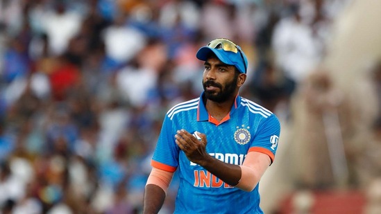 ಪ್ರಸ್ತುತ ಬುಮ್ರಾ ಯಾವಾಗ ಮೈದಾನಕ್ಕೆ ಮರಳುತ್ತಾರೆ? ಎನ್ನುವುದು ಸಮಯ ನಿಗದಿಯಾಗಿಲ್ಲ. ಆದರೆ ಐಪಿಎಲ್ ಆರಂಭದೊಳಗೆ ಫಿಟ್ ಆಗುವ ನಿರೀಕ್ಷೆ ಇದೆ ಎಂದು ವರದಿಯಾಗಿದೆ. ಪ್ರಸ್ತುತ ಬುಮ್ರಾ ಯಾವಾಗ ಮೈದಾನಕ್ಕೆ ಮರಳುತ್ತಾರೆ? ಎನ್ನುವುದು ಸಮಯ ನಿಗದಿಯಾಗಿಲ್ಲ. ಆದರೆ ಐಪಿಎಲ್ ಆರಂಭದೊಳಗೆ ಫಿಟ್ ಆಗುವ ನಿರೀಕ್ಷೆ ಇದೆ ಎಂದು ವರದಿಯಾಗಿದೆ.