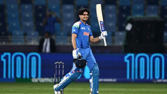 ಚಾಂಪಿಯನ್ಸ್ ಟ್ರೋಫಿಯ 2ನೇ ಪಂದ್ಯದಲ್ಲಿ ಮೊದಲು ಬ್ಯಾಟಿಂಗ್ ಬಾಂಗ್ಲಾದೇಶ, ತೌಹಿದ್ ಹೃದೋಯ್​ (100) ಅವರ ಶತಕದ ನೆರವಿನಿಂದ 228 ರನ್​ಗಳ ಗೌರವಯುತ ಮೊತ್ತ ದಾಖಲಿಸಿತು. ಈ ಗುರಿ ಬೆನ್ನಟ್ಟಿದ ಭಾರತ, 21 ಎಸೆತಗಳನ್ನು ಬಾಕಿ ಉಳಿಸಿ ಗೆದ್ದು ಬೀಗಿತು.