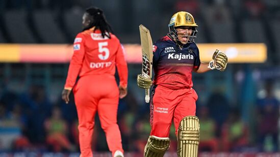 ಸುಮಾರು 30 ಮಿಲಿಯನ್ ಜನರು ಟಿವಿಯಲ್ಲಿ ಪಂದ್ಯ ವೀಕ್ಷಿಸಿರುವುದಾಗಿ ಜಯ್ ಶಾ ಅವರು ಪೋಸ್ಟ್ನಲ್ಲಿ ಬರೆದಿದ್ದಾರೆ. ಕಳೆದ ವರ್ಷಕ್ಕೆ ಹೋಲಿಸಿದರೆ ಇದು ಶೇ 150 ರಷ್ಟು ಹೆಚ್ಚು. ಸುಮಾರು 30 ಮಿಲಿಯನ್ ಜನರು ಟಿವಿಯಲ್ಲಿ ಪಂದ್ಯ ವೀಕ್ಷಿಸಿರುವುದಾಗಿ ಜಯ್ ಶಾ ಅವರು ಪೋಸ್ಟ್ನಲ್ಲಿ ಬರೆದಿದ್ದಾರೆ. ಕಳೆದ ವರ್ಷಕ್ಕೆ ಹೋಲಿಸಿದರೆ ಇದು ಶೇ 150 ರಷ್ಟು ಹೆಚ್ಚು.