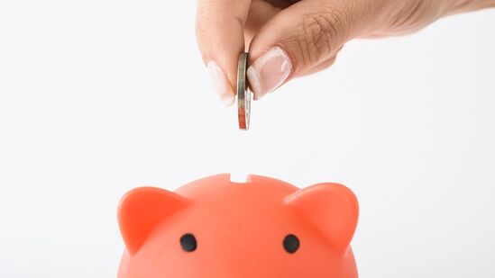 ಪೋಸ್ಟ್ ಆಫೀಸ್ ಟೈಮ್ ಡೆಪಾಸಿಟ್:&nbsp;ಪೋಸ್ಟ್ ಆಫೀಸ್ ಟೈಮ್ ಡೆಪಾಸಿಟ್ ಖಾತೆಗಳು ವಿಭಿನ್ನ ಮೆಚ್ಯೂರಿಟಿ ಅವಧಿಗಳನ್ನು ಹೊಂದಿವೆ, ಅಂದರೆ ಒಂದು ವರ್ಷ, ಎರಡು ವರ್ಷಗಳು, ಮೂರು ವರ್ಷಗಳು ಮತ್ತು ಐದು ವರ್ಷಗಳು. ಇದು ವರ್ಷಕ್ಕೆ ಶೇಕಡಾ 7.5 ರಷ್ಟು ಬಡ್ಡಿದರವನ್ನು ನೀಡುತ್ತದೆ, ಇದು ಹೆಚ್ಚಿನ ಸ್ಥಿರ ಠೇವಣಿ (ಎಫ್ಡಿ) ಯೋಜನೆಗಳು ನೀಡುವುದಕ್ಕಿಂತ ಹೆಚ್ಚಾಗಿದೆ.