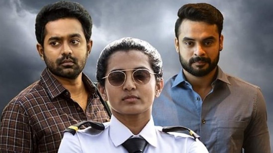 ಉಯಾರೆ: ಮಲಯಾಳಂ ಹಿಟ್‌ ಸಿನಿಮಾ ಲಿಸ್ಟ್‌ನಲ್ಲಿ ಉಯಾರೆ ಸಿನಿಮಾ ಸಹ ಒಂದು. ಆಸಿಡ್ ದಾಳಿಯನ್ನು ಜಯಿಸಿ ತನ್ನ ಕನಸುಗಳನ್ನು ಮರಳಿ ಪಡೆಯುವ ಮಹತ್ವಾಕಾಂಕ್ಷೆಯ ಪೈಲಟ್ ಪಲ್ಲವಿ ಪಾತ್ರದಲ್ಲಿ ಪಾರ್ವತಿ ತಿರುವೋತ್ತು ಗಟ್ಟಿ ಅಭಿನಯ ನೀಡಿದ್ದಾರೆ. ಈ ಸಿನಿಮಾ ಅಮೆಜಾನ್‌ ಪ್ರೈಂ ಒಟಿಟಿಯಲ್ಲಿ ಲಭ್ಯವಿದೆ. 